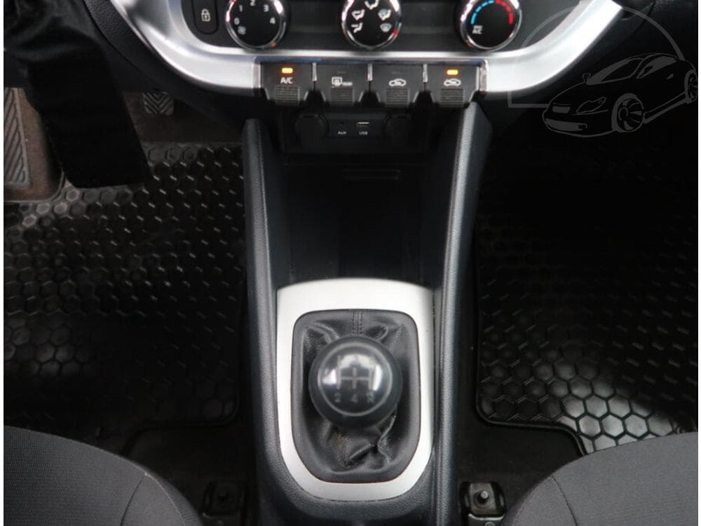 2016 Kia RIO - 13