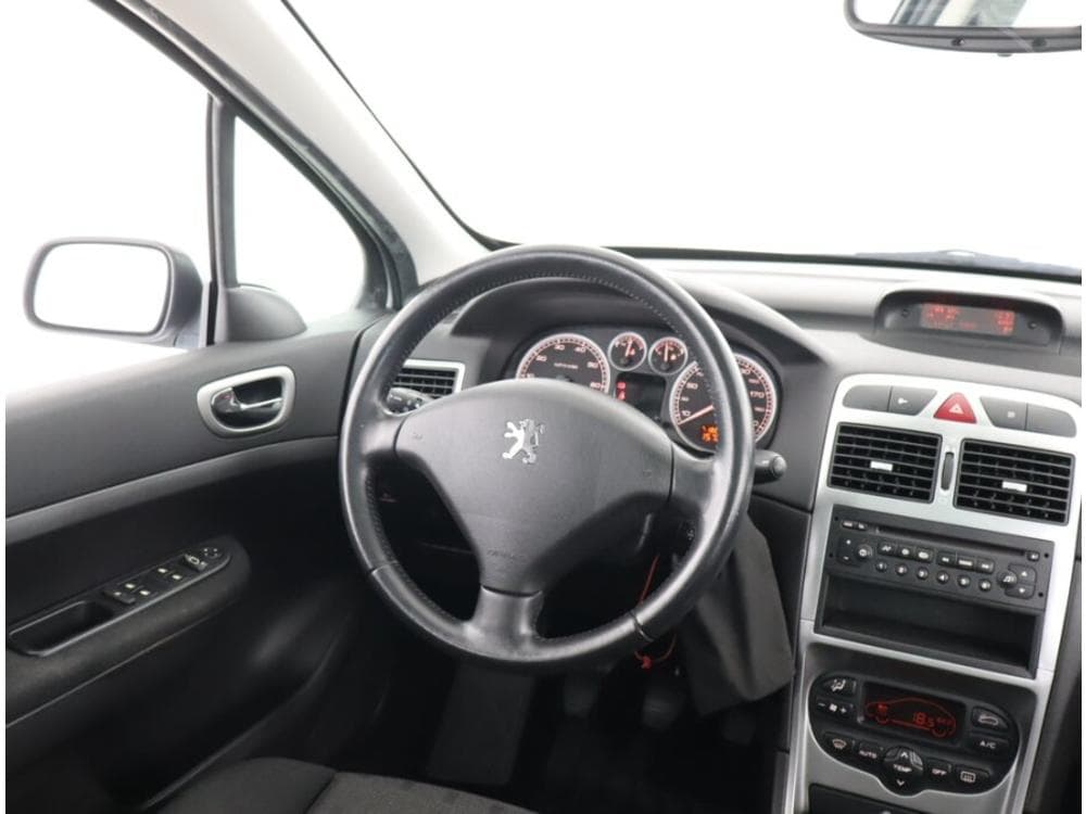 2004 Peugeot 307 - 7