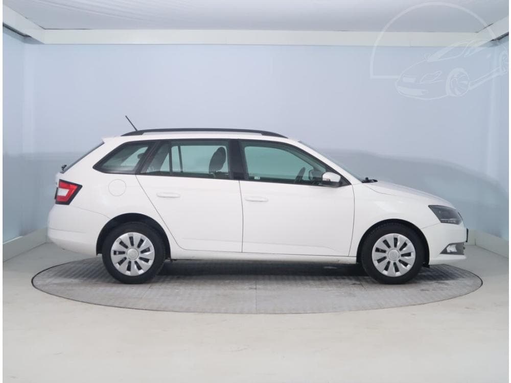 2017 Škoda FABIA - 11