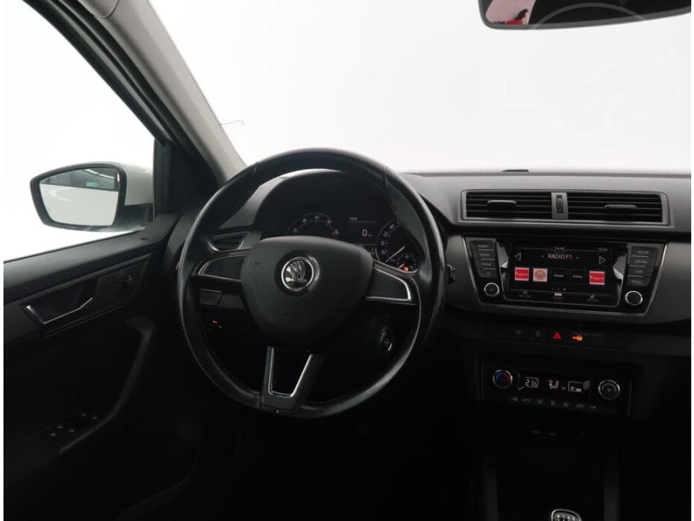 2017 Škoda FABIA - 13