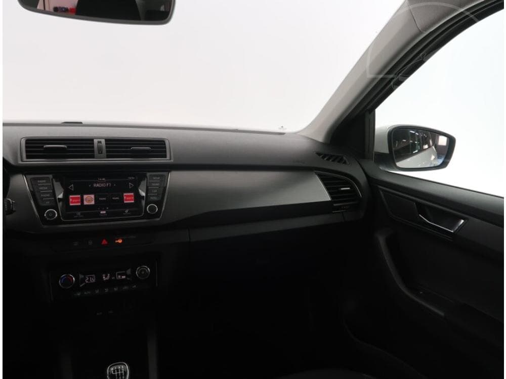 2017 Škoda FABIA - 15