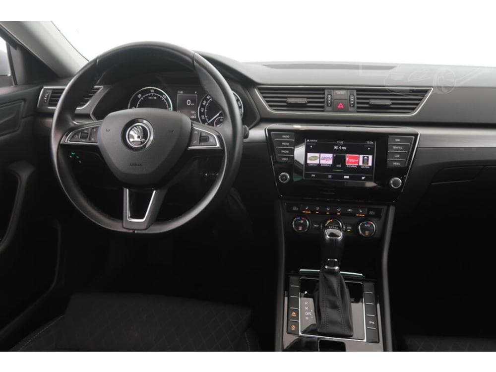 2016 Škoda SUPERB - 25