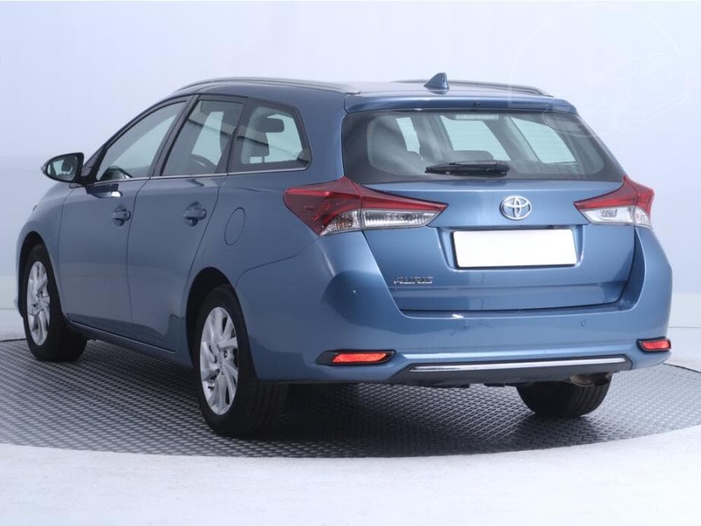 2018 Toyota AURIS - 13