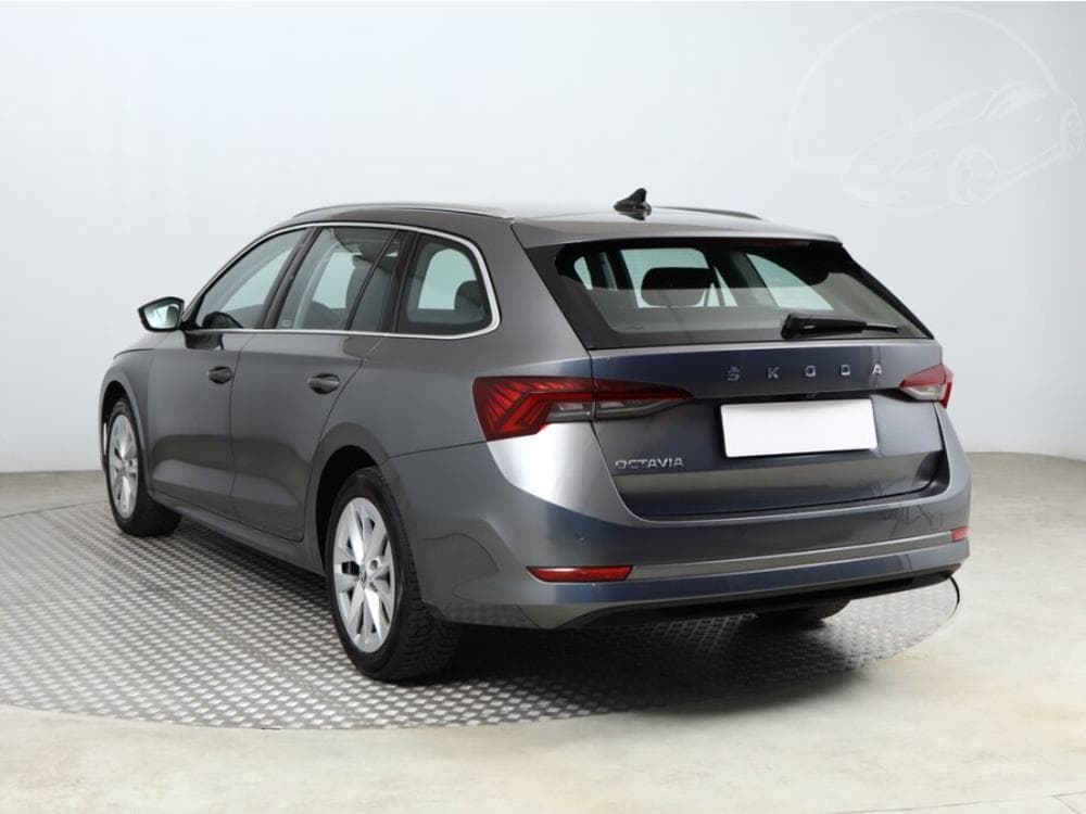 2023 Škoda OCTAVIA - 10