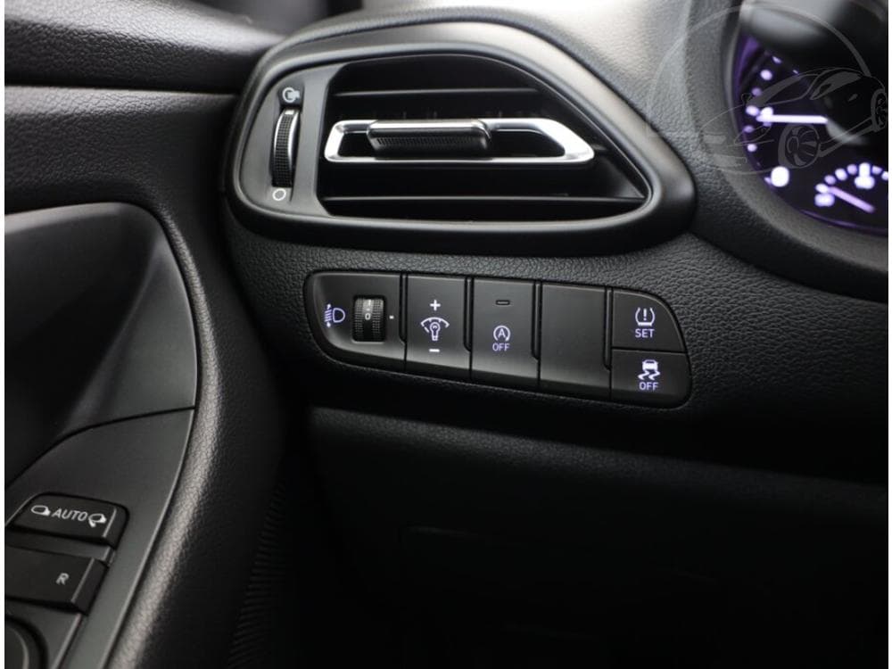 2021 Hyundai i30 - 43