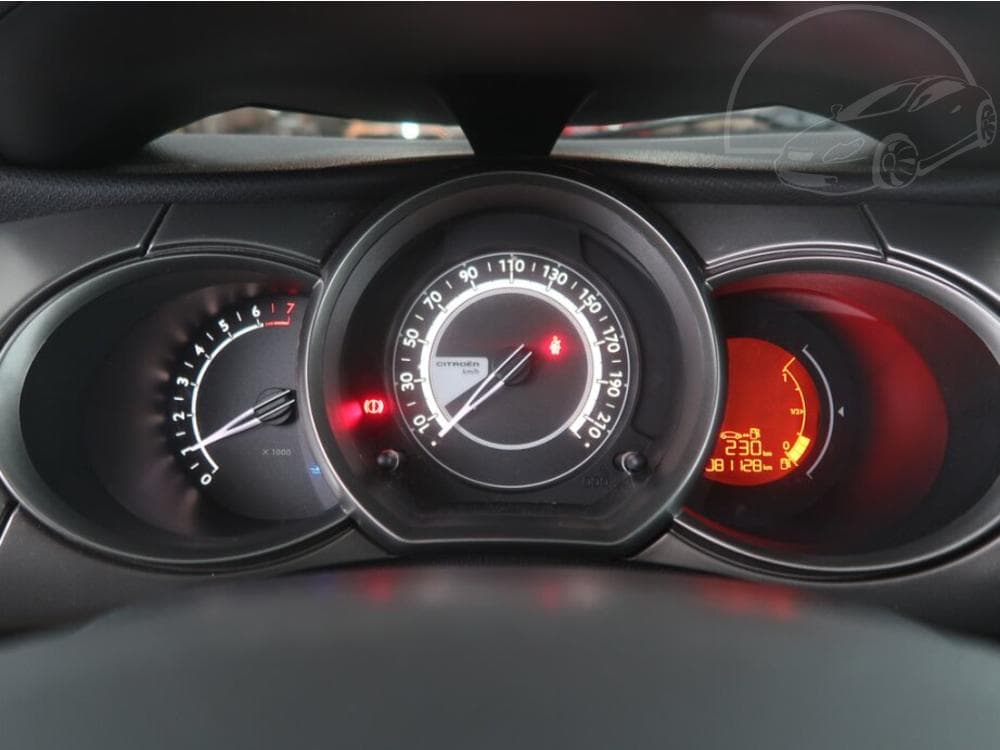 2014 Citroen C3 - 11