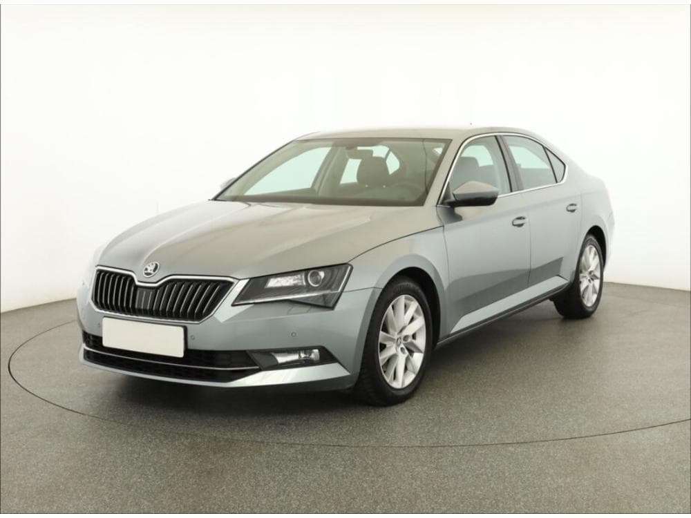 2018 Škoda SUPERB - 5