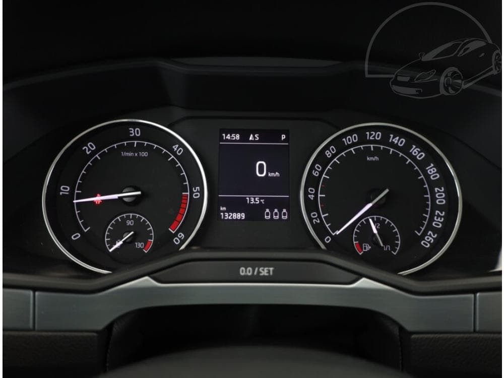 2018 Škoda SUPERB - 33