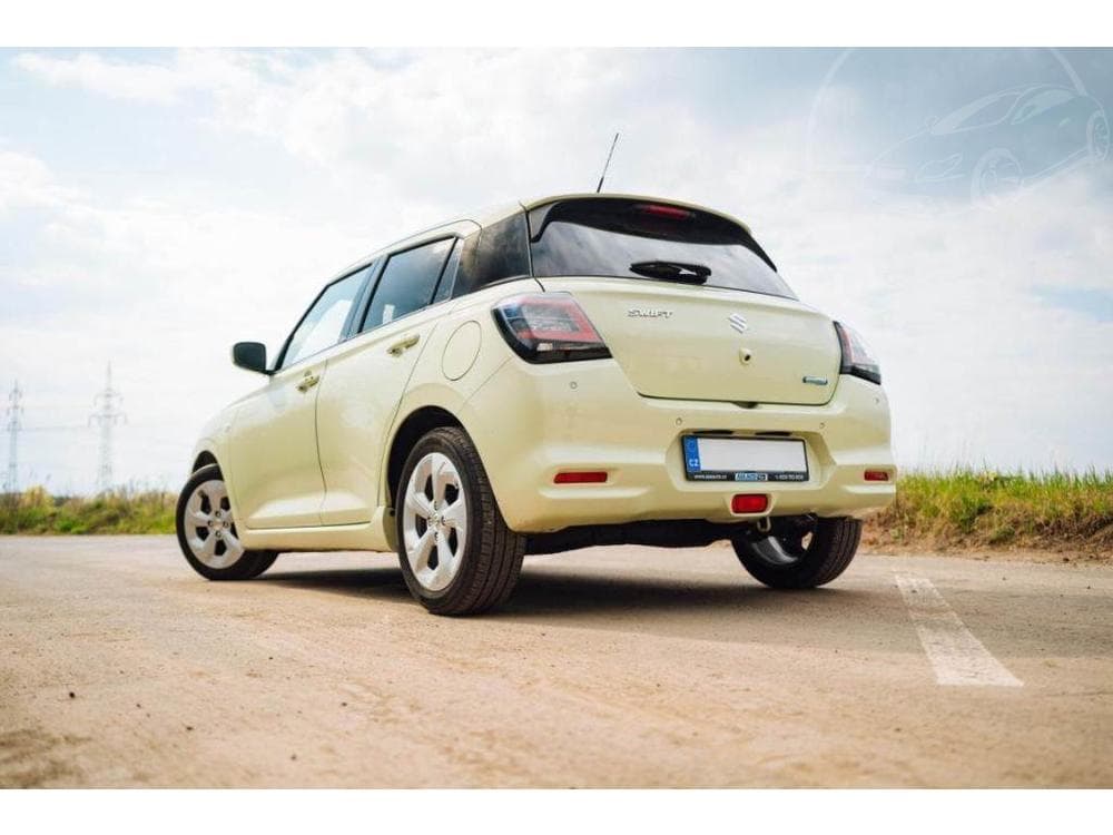 2025 Suzuki SWIFT - 13