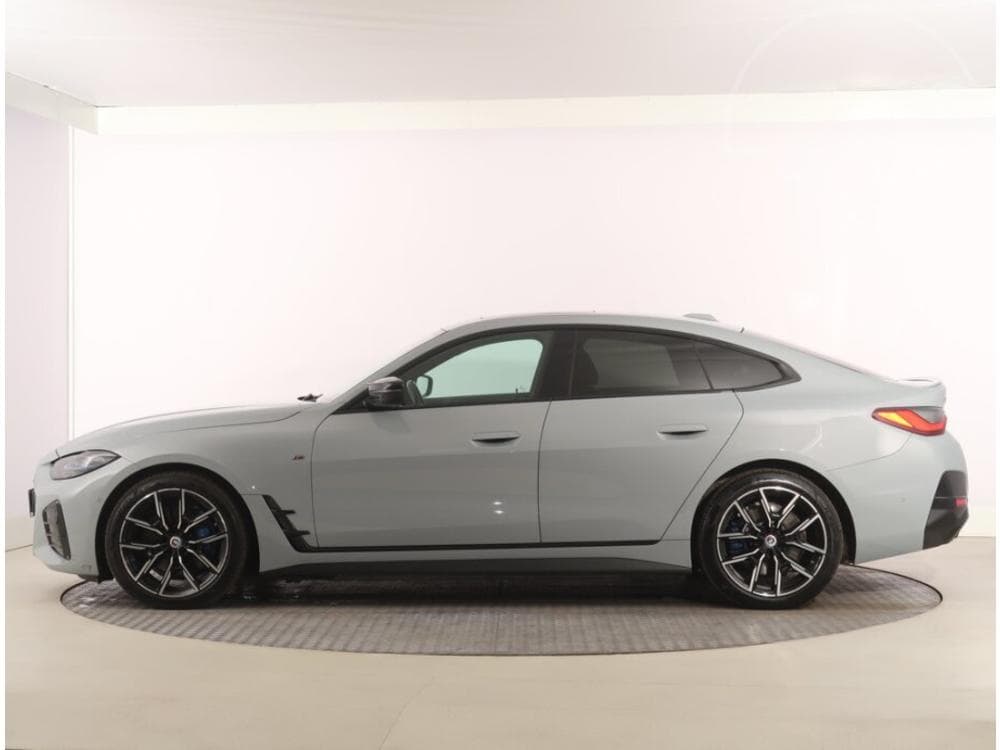 2022 BMW i4 - 5