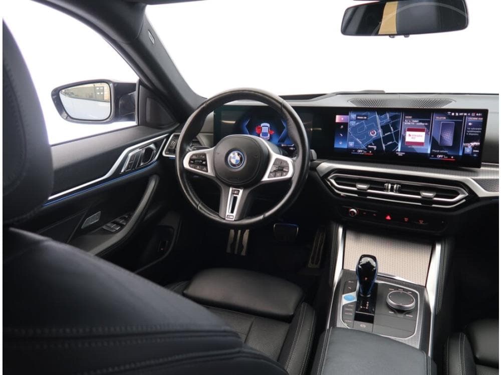2022 BMW i4 - 13