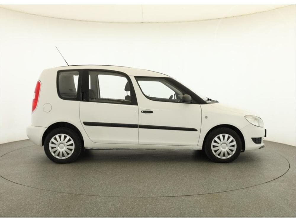 2010 Škoda ROOMSTER - 11