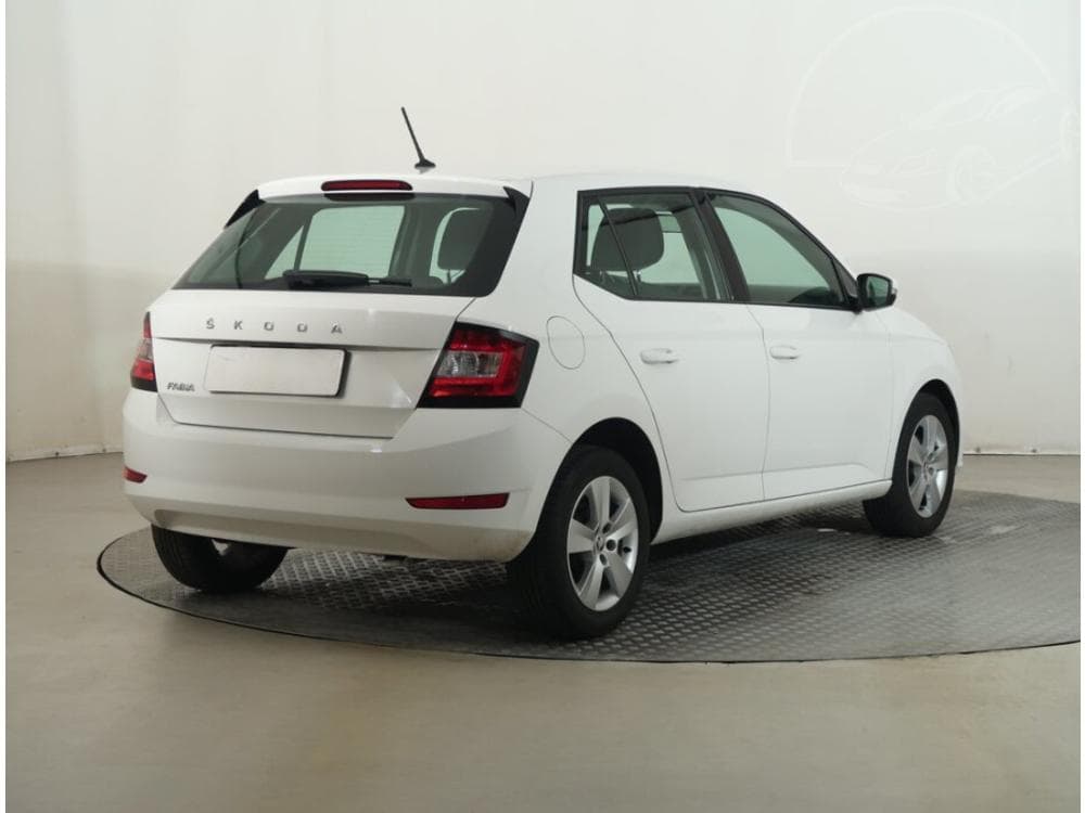 2019 Škoda FABIA - 13