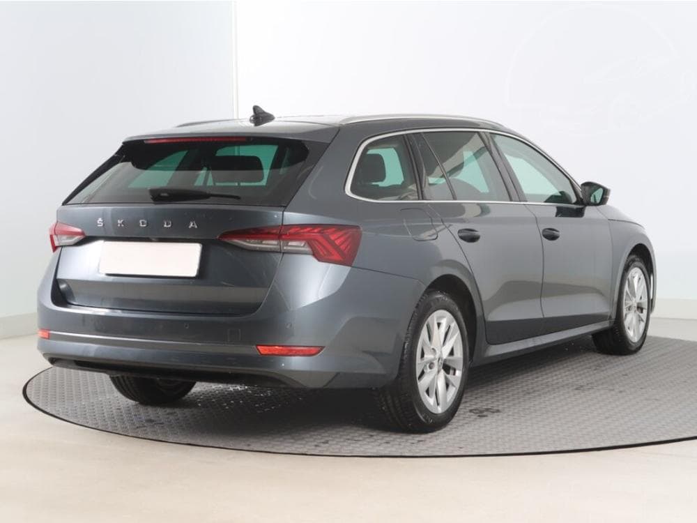 2021 Škoda OCTAVIA - 9