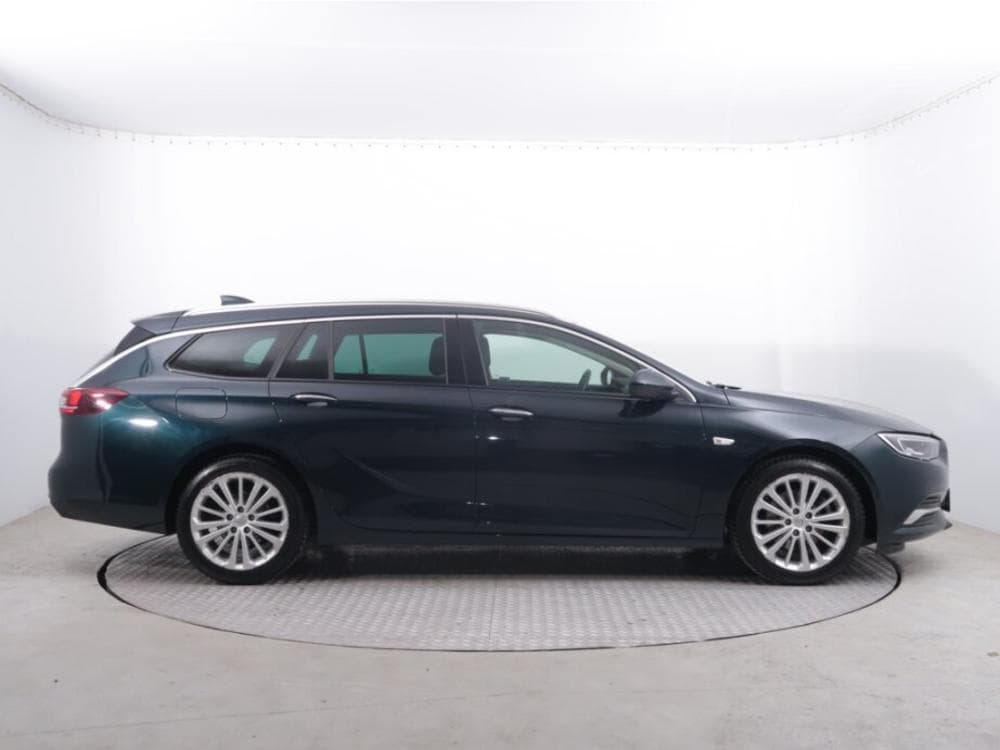 2018 Opel INSIGNIA - 16
