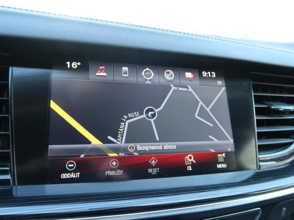 2018 Opel INSIGNIA - 37