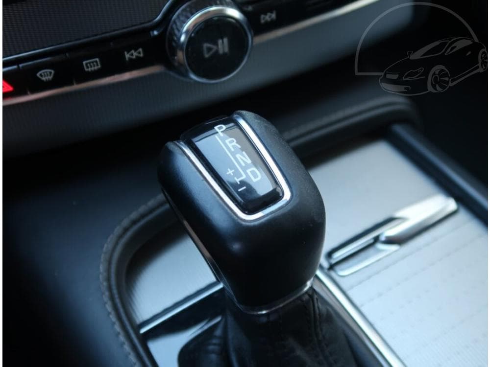 2015 Volvo XC90 - 25