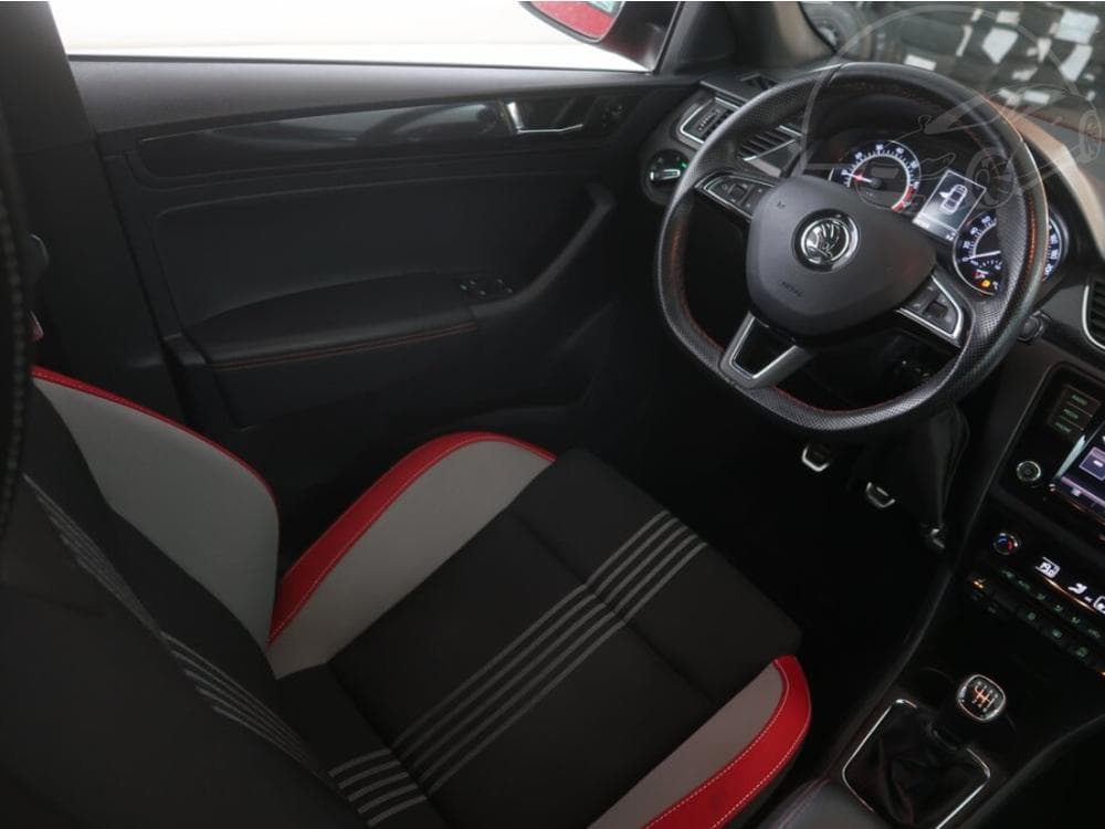 2017 Škoda RAPID - 19