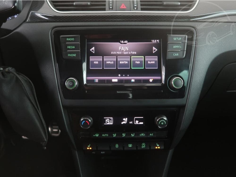 2017 Škoda RAPID - 34