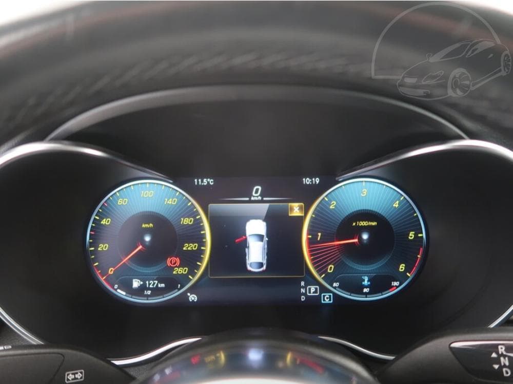 2020 Mercedes-Benz GLC - 31