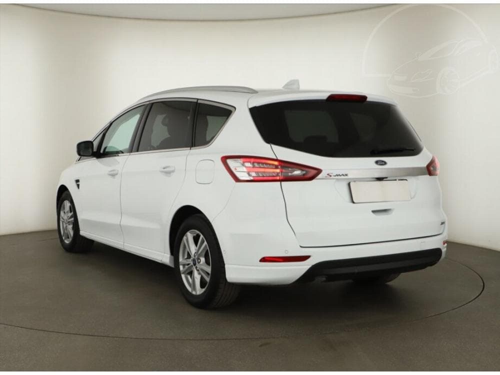 2021 Ford S-MAX - 13