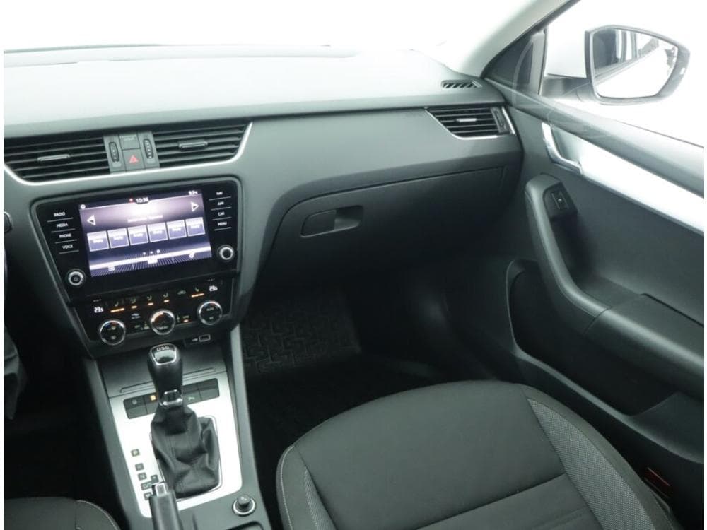 2019 Škoda OCTAVIA - 29