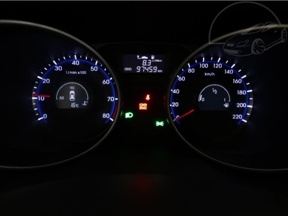 2011 Hyundai ix35 - 11