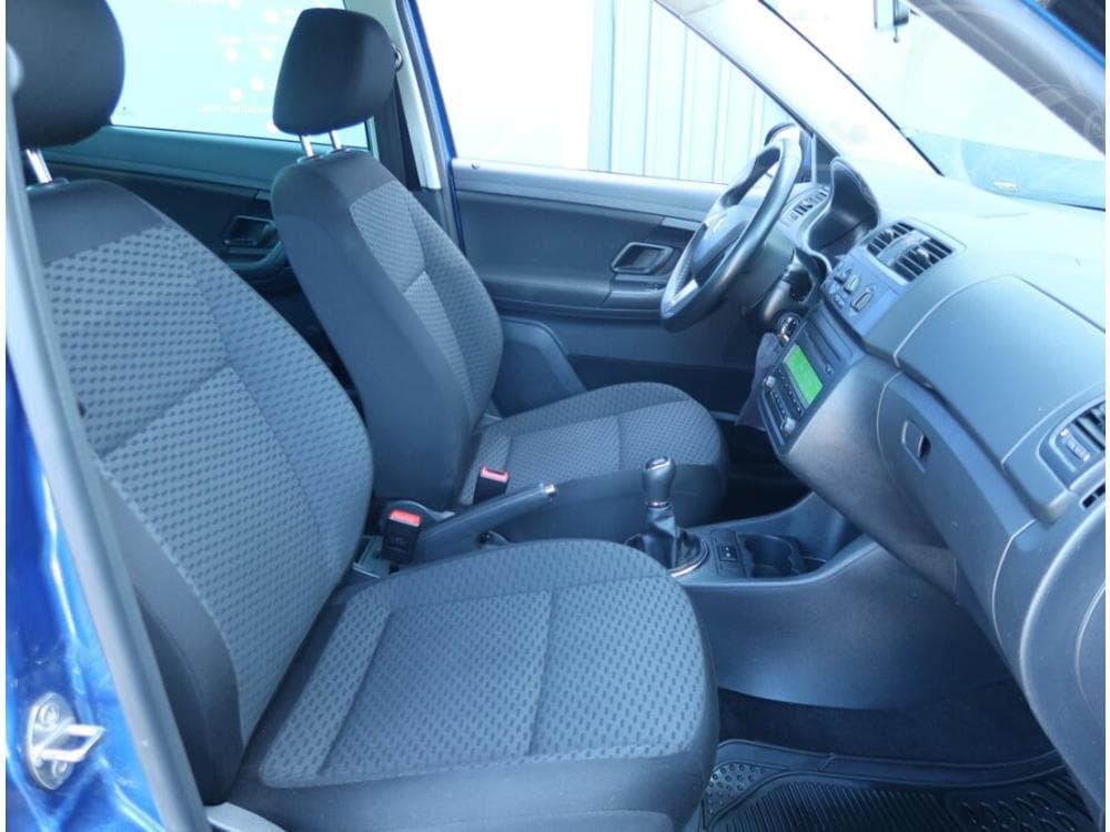 2014 Škoda FABIA - 9