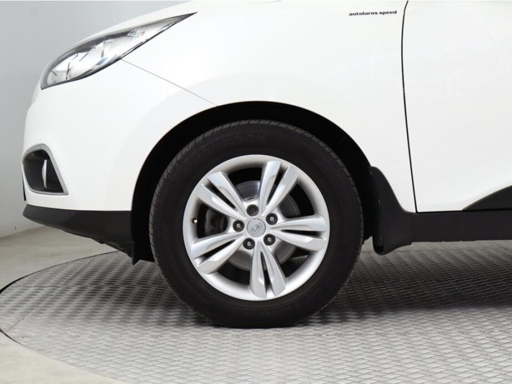 2013 Hyundai ix35 - 37