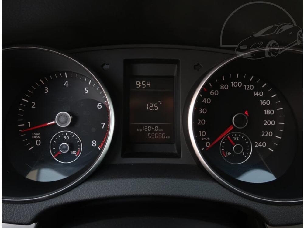 2011 Volkswagen GOLF - 21