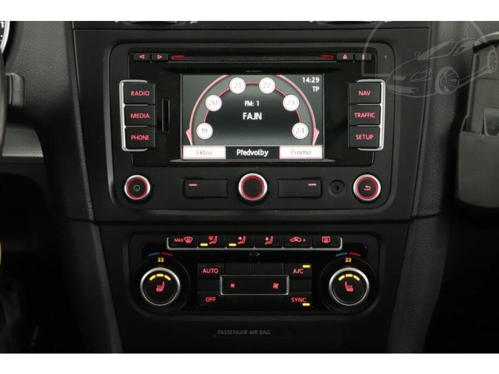 2012 Volkswagen GOLF - 9