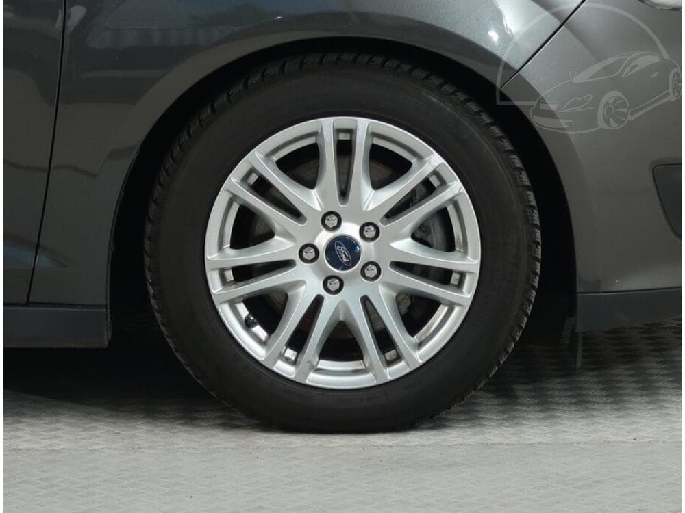 2017 Ford C-MAX - 29