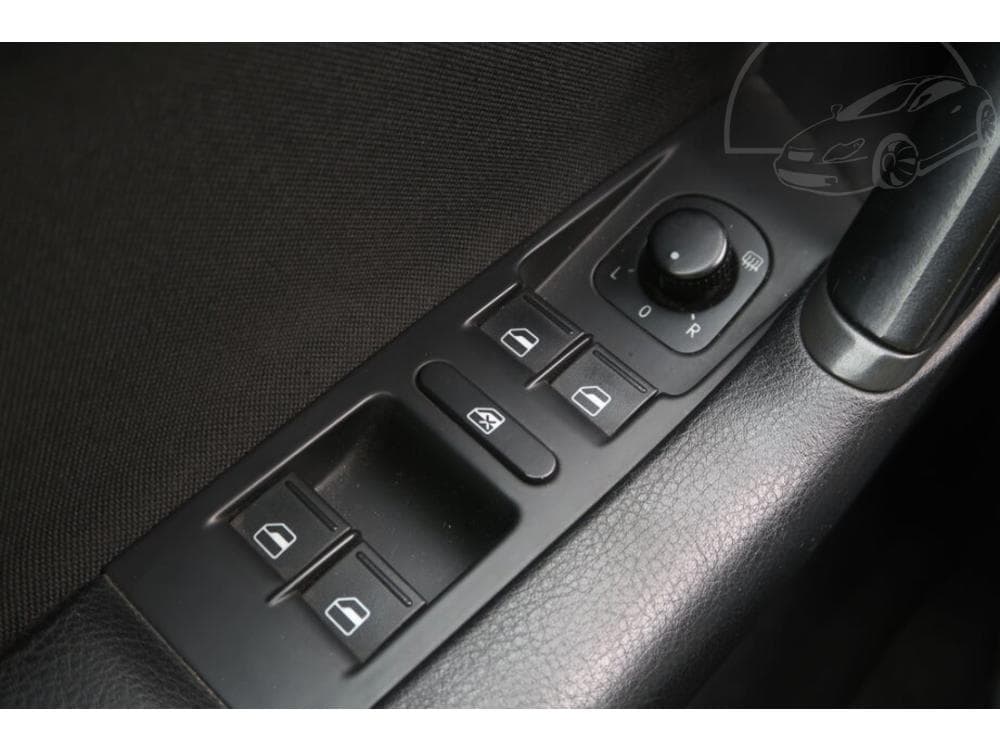 2012 Volkswagen PASSAT - 15