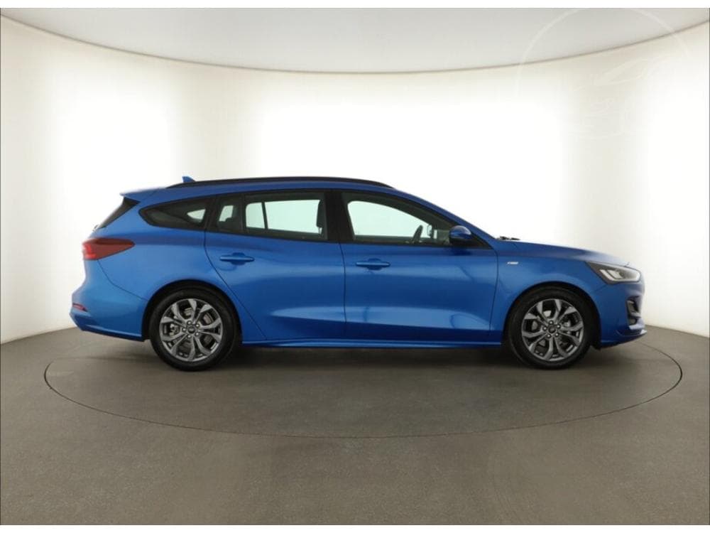 2023 Ford FOCUS - 11