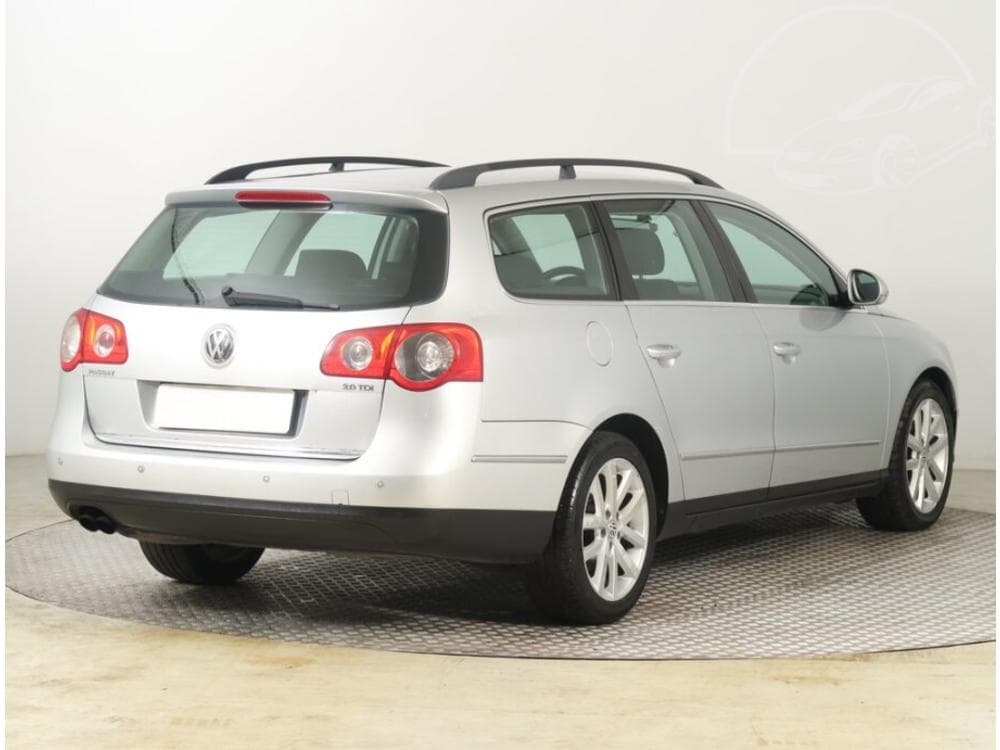 2005 Volkswagen PASSAT - 5