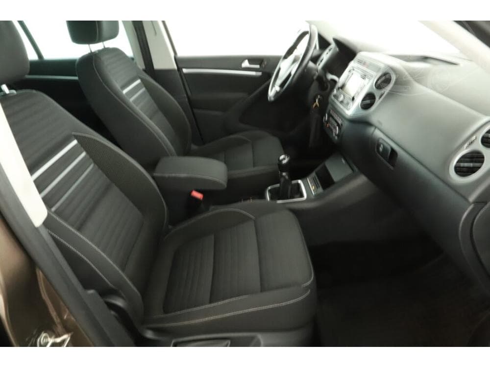 2014 Volkswagen TIGUAN - 19