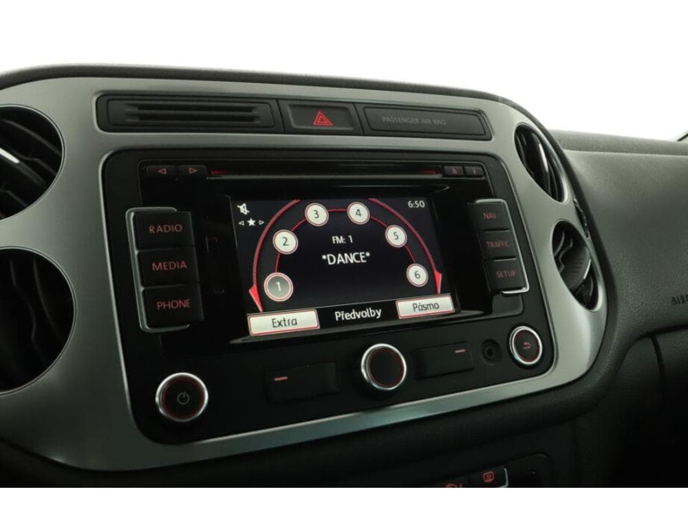 2014 Volkswagen TIGUAN - 25