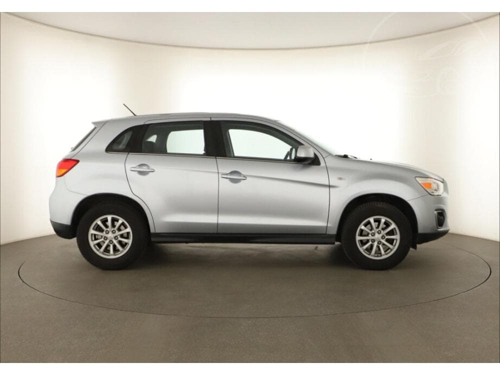 2016 Mitsubishi ASX - 16