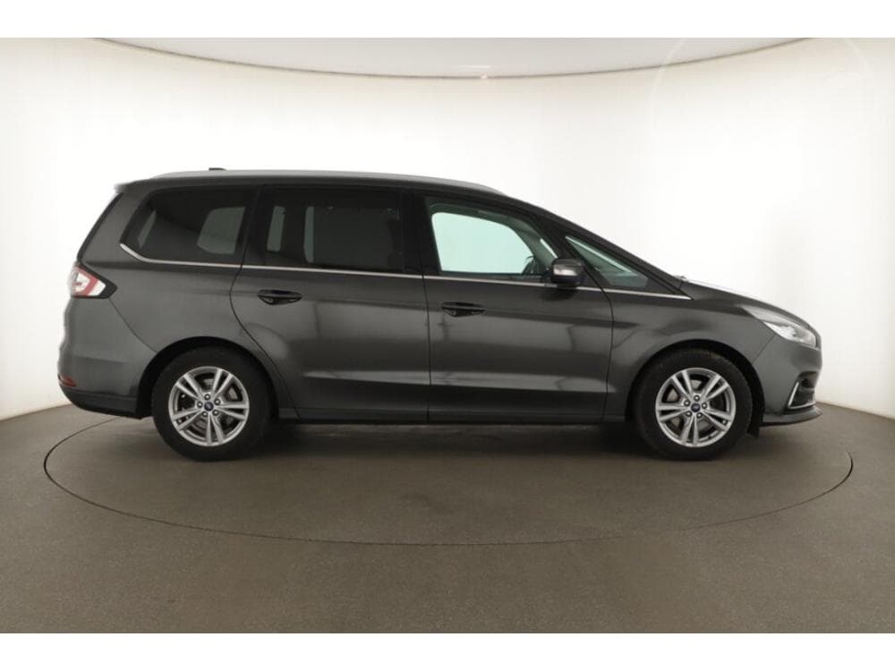 2021 Ford GALAXY - 11