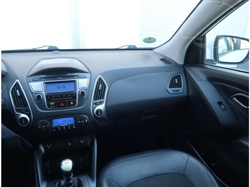 2012 Hyundai ix35 - 15