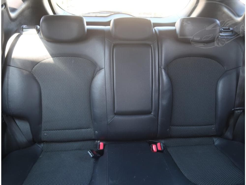 2012 Hyundai ix35 - 19