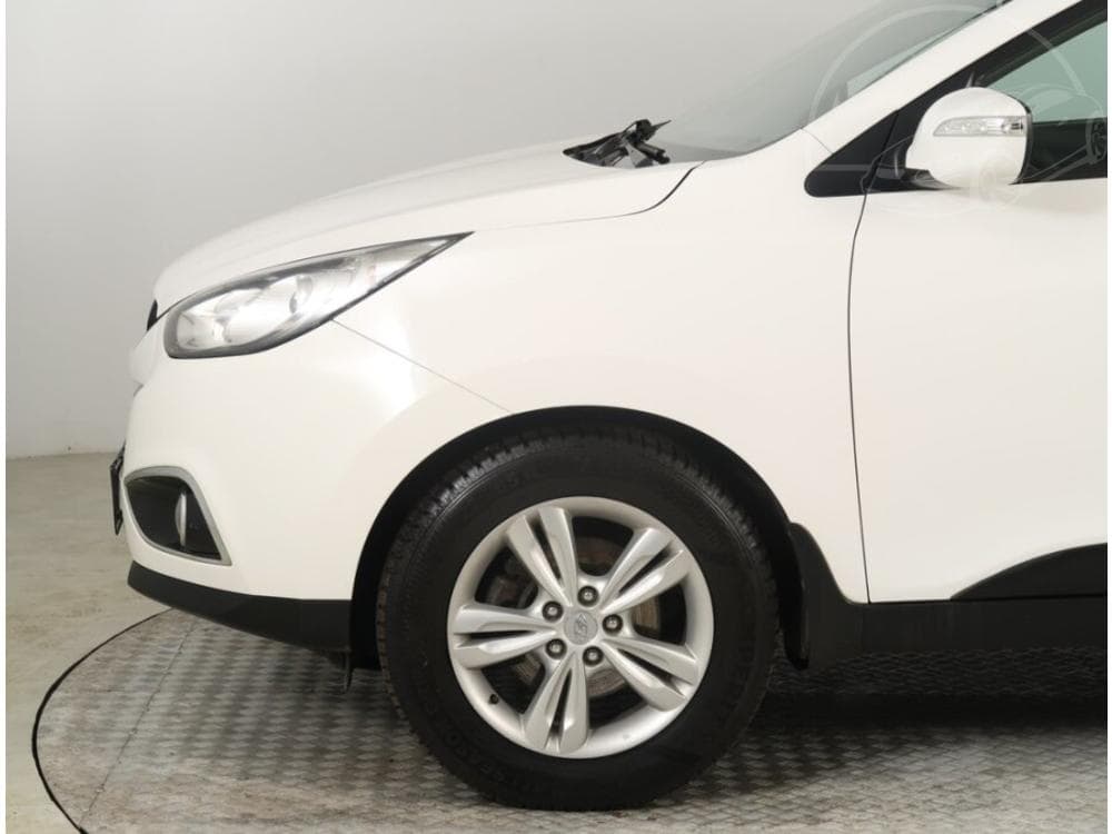 2012 Hyundai ix35 - 27