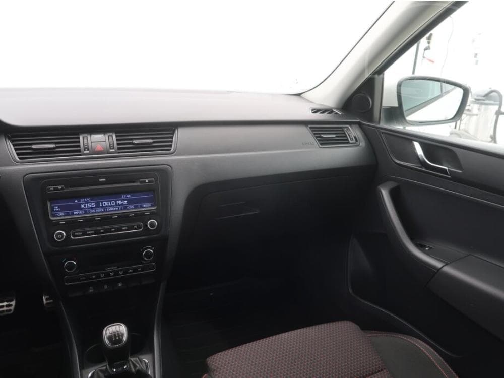 2013 Škoda RAPID - 8
