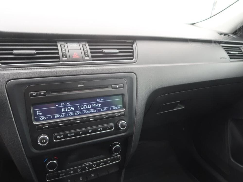 2013 Škoda RAPID - 12