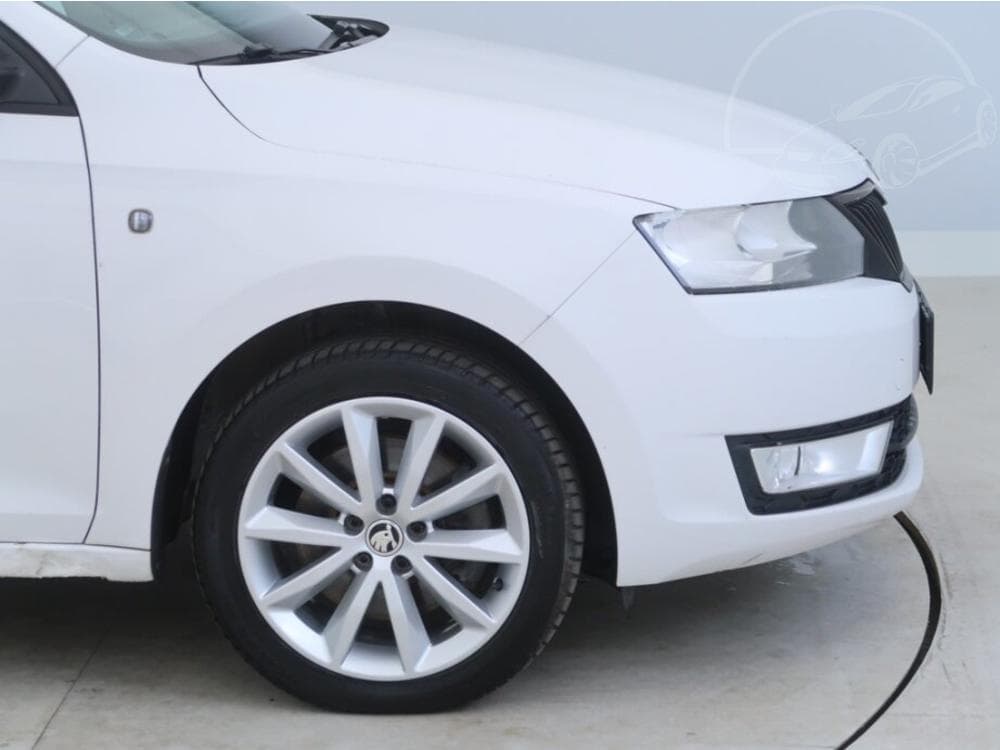 2013 Škoda RAPID - 14