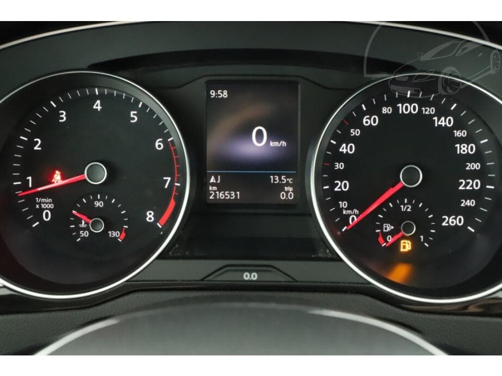 2017 Volkswagen PASSAT - 40