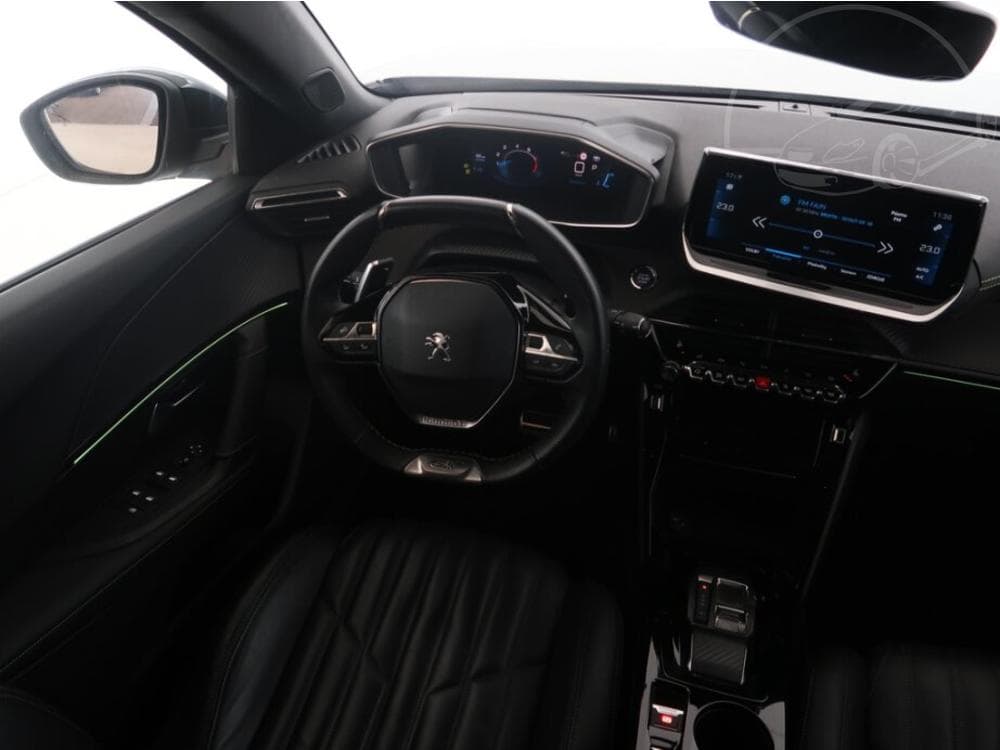 2022 Peugeot 2008 - 13