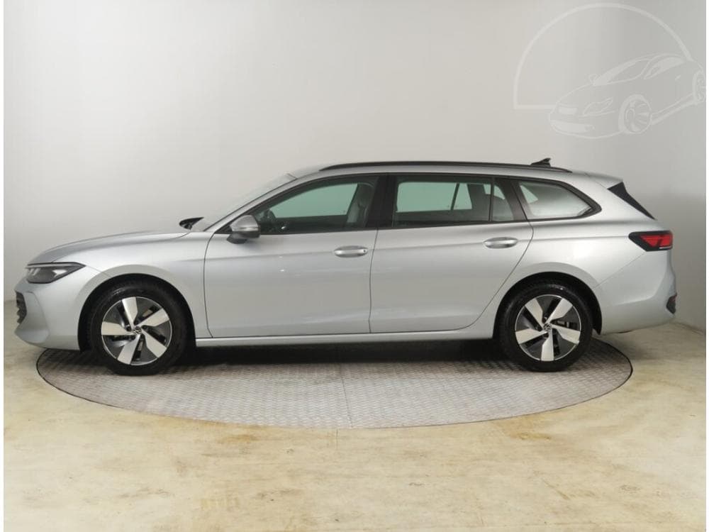2025 Volkswagen PASSAT - 7
