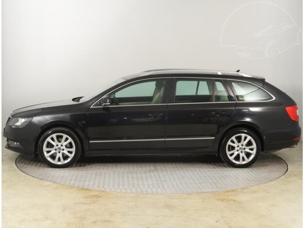 2014 Škoda SUPERB - 7