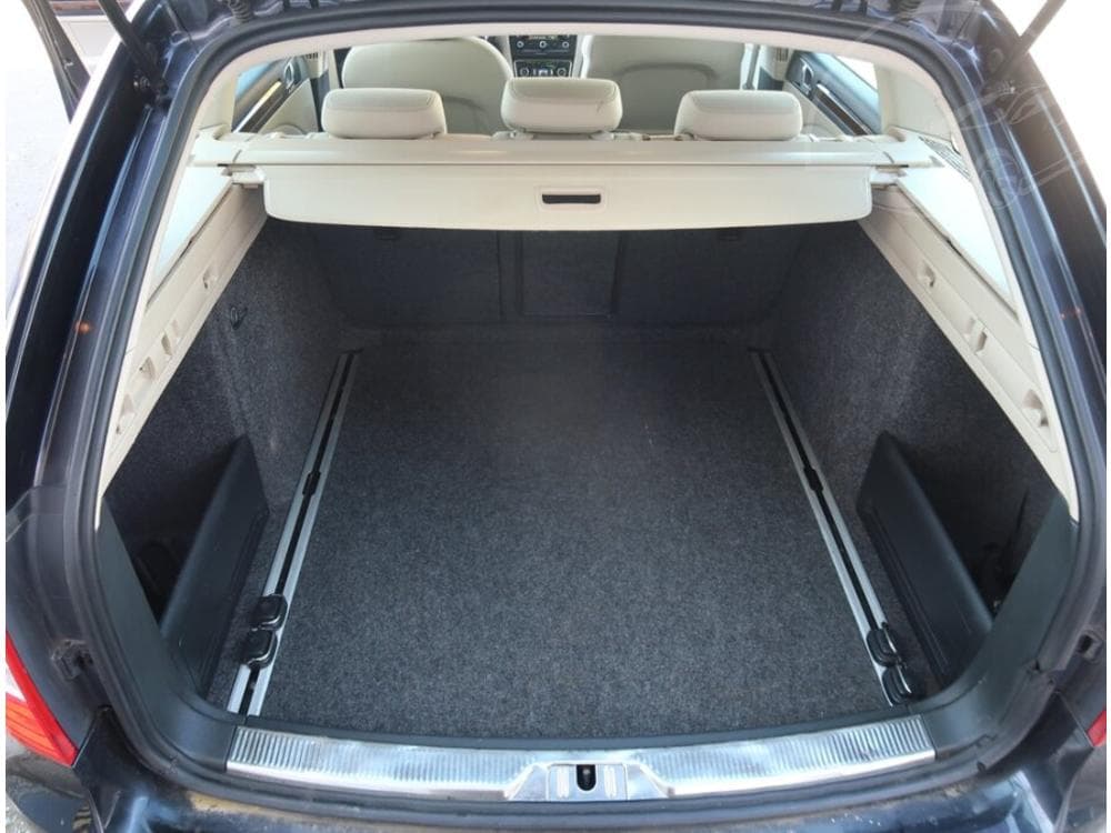 2014 Škoda SUPERB - 40